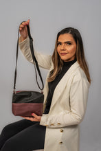 Carregar imagem no visualizador da galeria, Debora De Marco Unique | Bolsa Transversal
