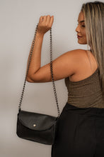 Carregar imagem no visualizador da galeria, Debora De Marco Unique | Bolsa Tiracolo Black
