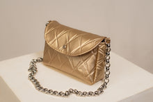 Carregar imagem no visualizador da galeria, Debora De Marco Unique | Bolsa Tiracolo Gold
