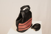Carregar imagem no visualizador da galeria, Debora De Marco Unique | Bolsa Bucket
