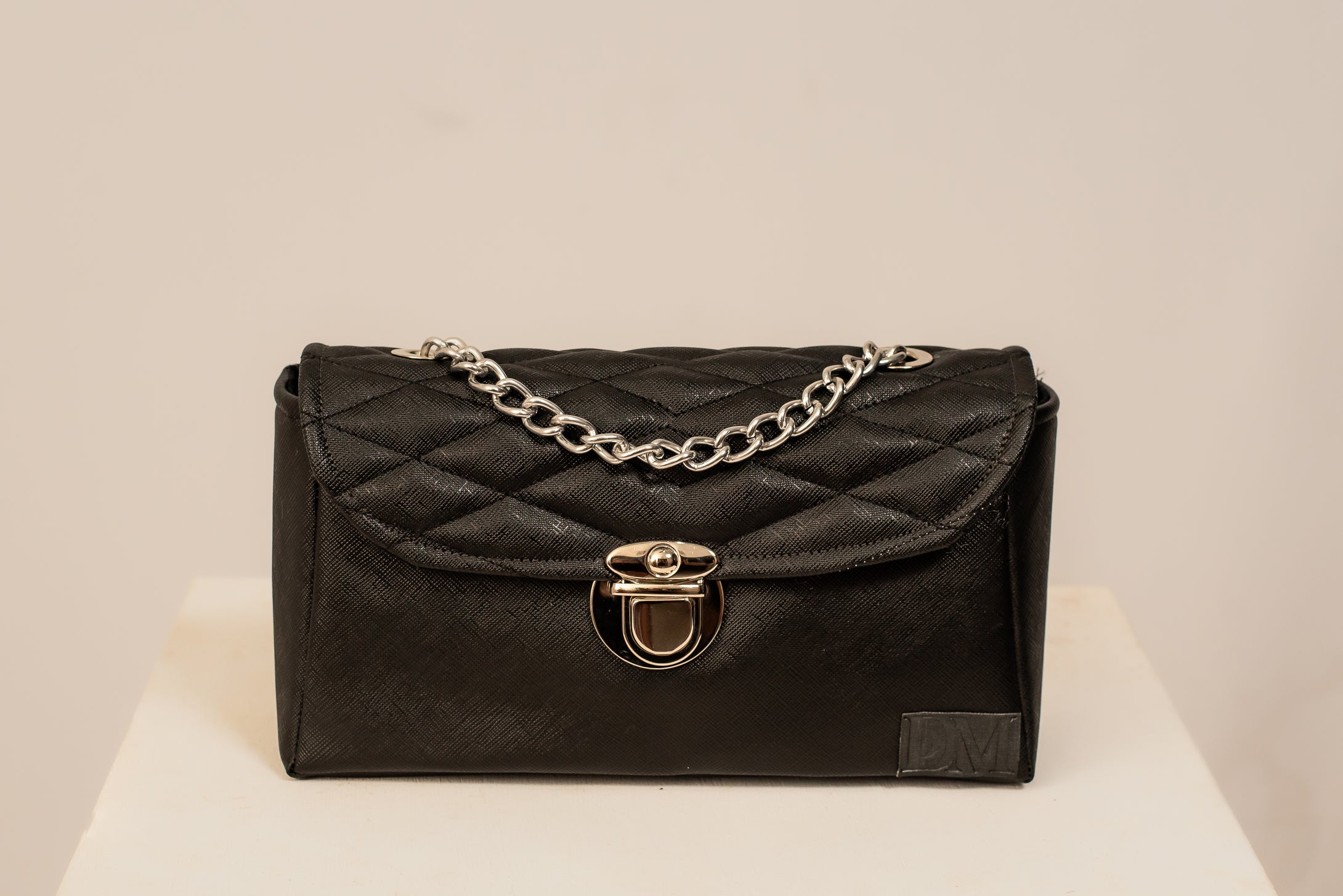 Debora De Marco Essencial | Bolsa Flap